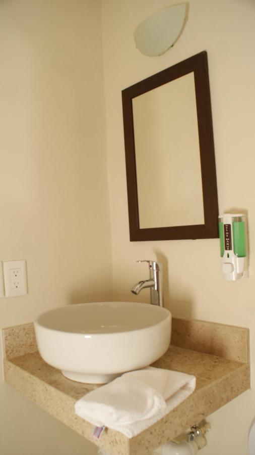 Muchin Hotel 3*