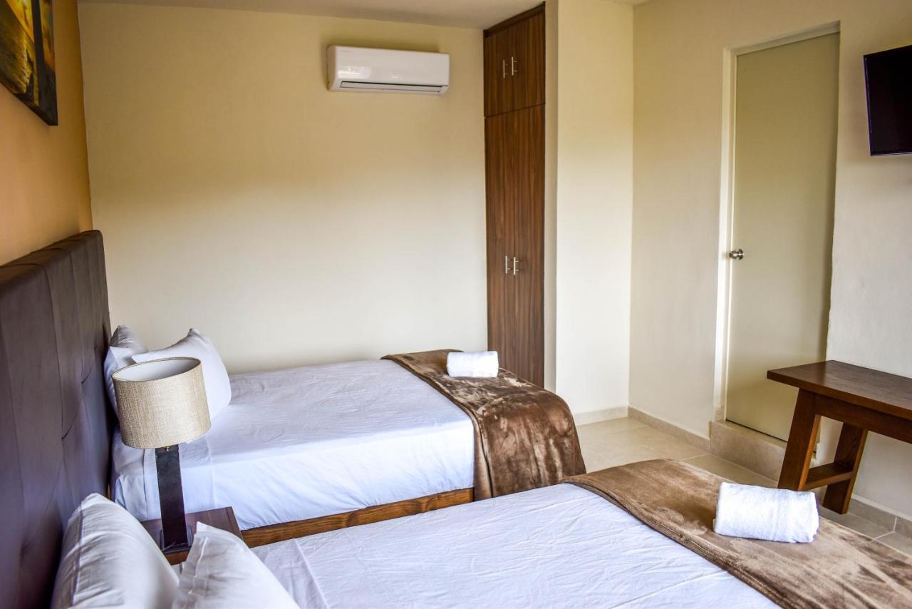 Muchin Hotel